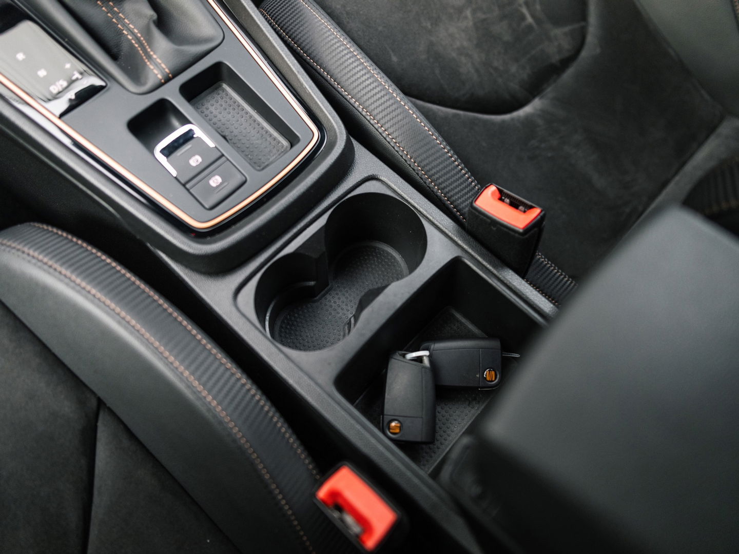 SEAT Leon ST 2.0 TSI CUPRA R 4DRIVE BLACK EDITION BREMBO