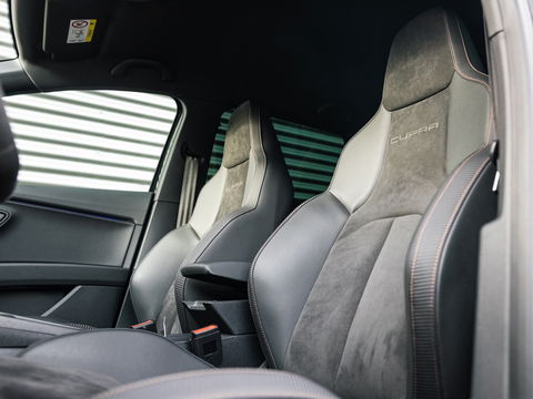 SEAT Leon ST 2.0 TSI CUPRA R 4DRIVE BLACK EDITION BREMBO