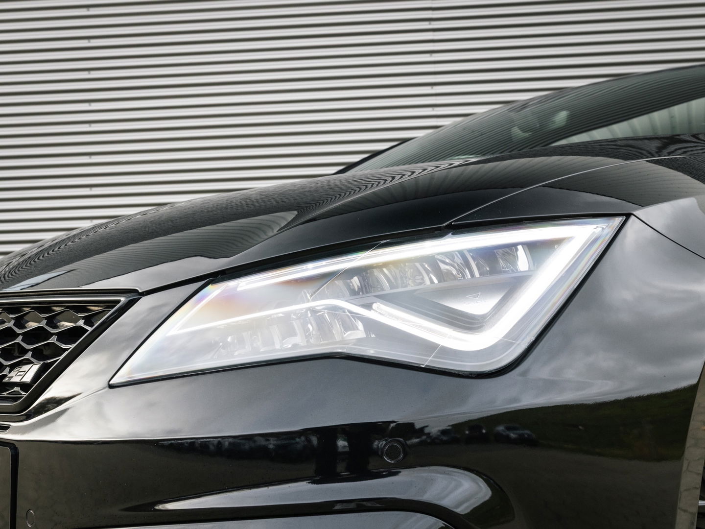 SEAT Leon ST 2.0 TSI CUPRA R 4DRIVE BLACK EDITION BREMBO