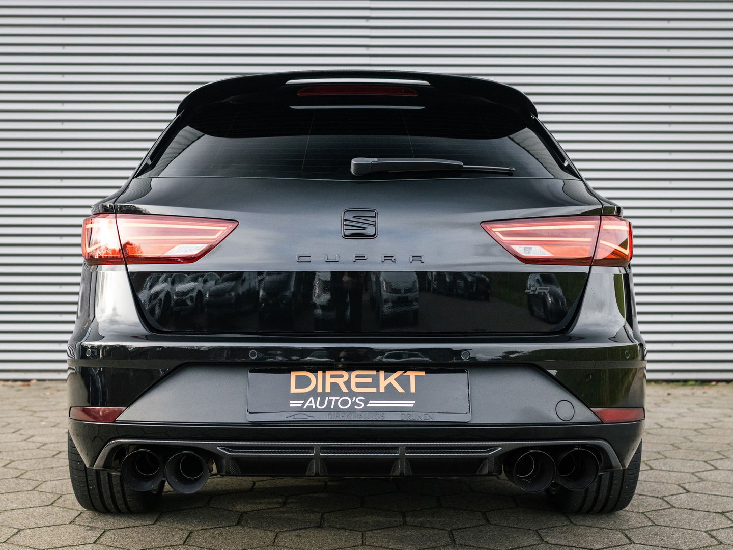 SEAT Leon ST 2.0 TSI CUPRA R 4DRIVE BLACK EDITION BREMBO