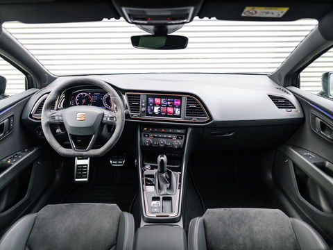 SEAT Leon ST 2.0 TSI CUPRA R 4DRIVE BLACK EDITION BREMBO