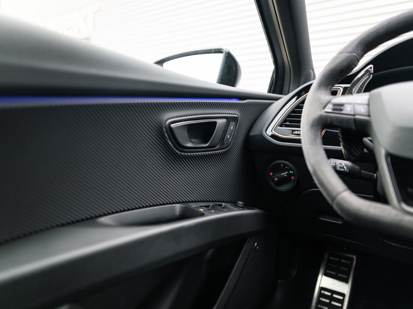 SEAT Leon ST 2.0 TSI CUPRA R 4DRIVE BLACK EDITION BREMBO