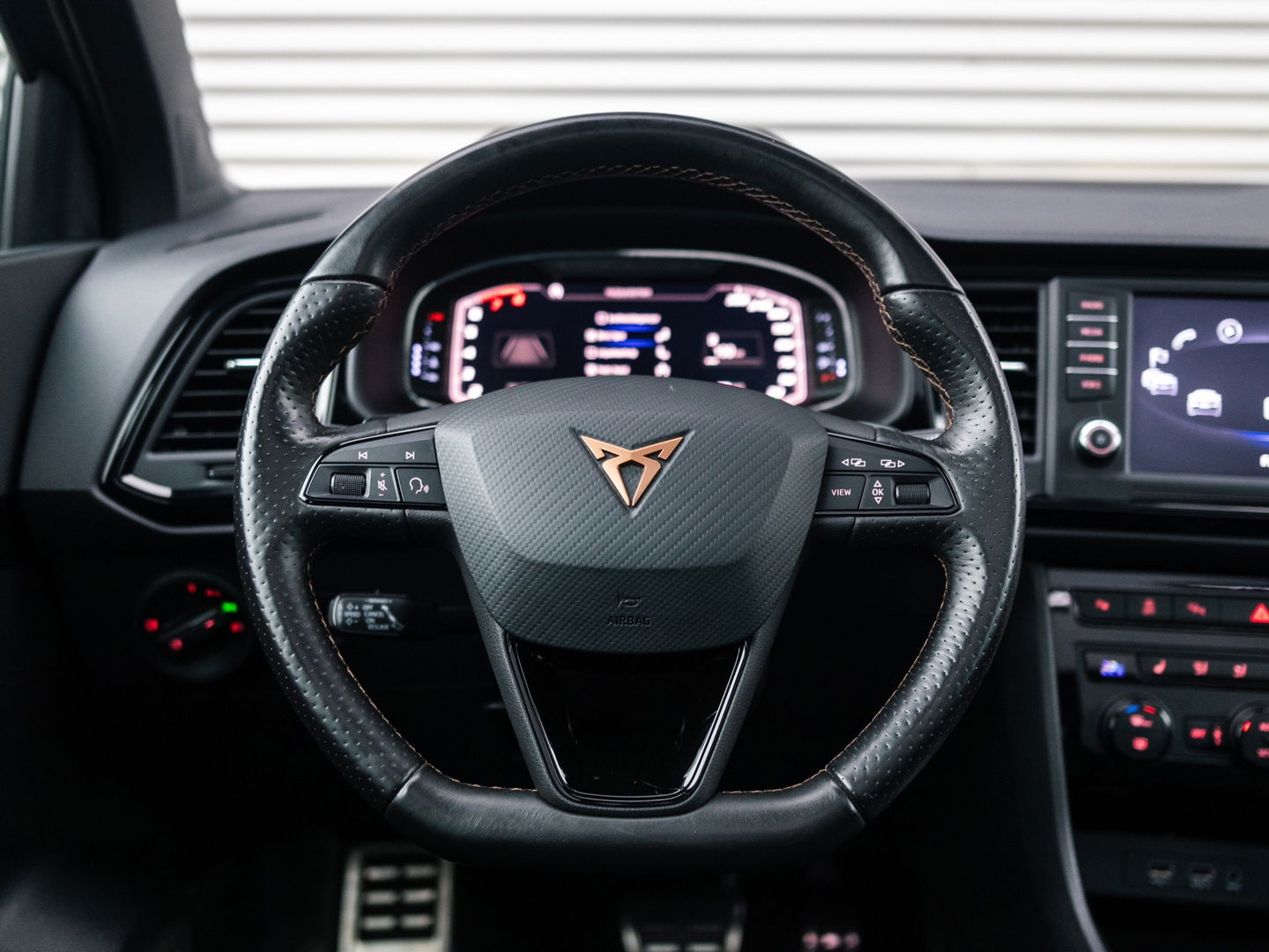 CUPRA Ateca 2.0 TSI 4DRIVE PANO BEATS 360 CAMERA TREKHAAK