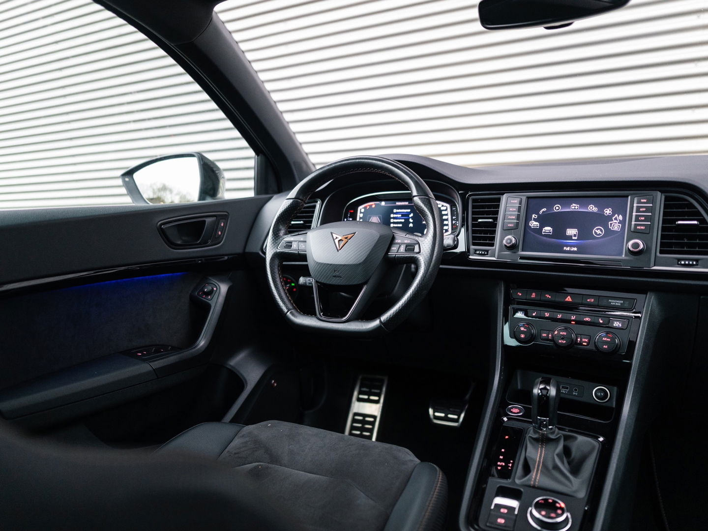 CUPRA Ateca 2.0 TSI 4DRIVE PANO BEATS 360 CAMERA TREKHAAK