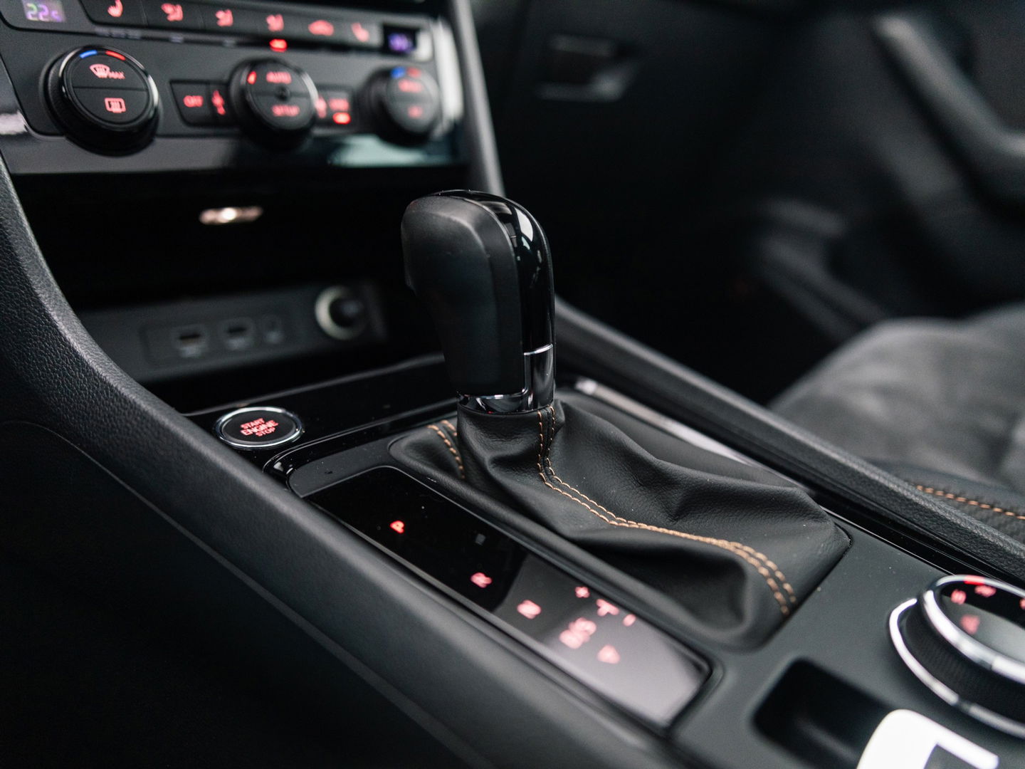 CUPRA Ateca 2.0 TSI 4DRIVE PANO BEATS 360 CAMERA TREKHAAK