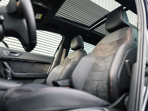 CUPRA Ateca 2.0 TSI 4DRIVE PANO BREMBO BEATS TREKHAAK CAMERA