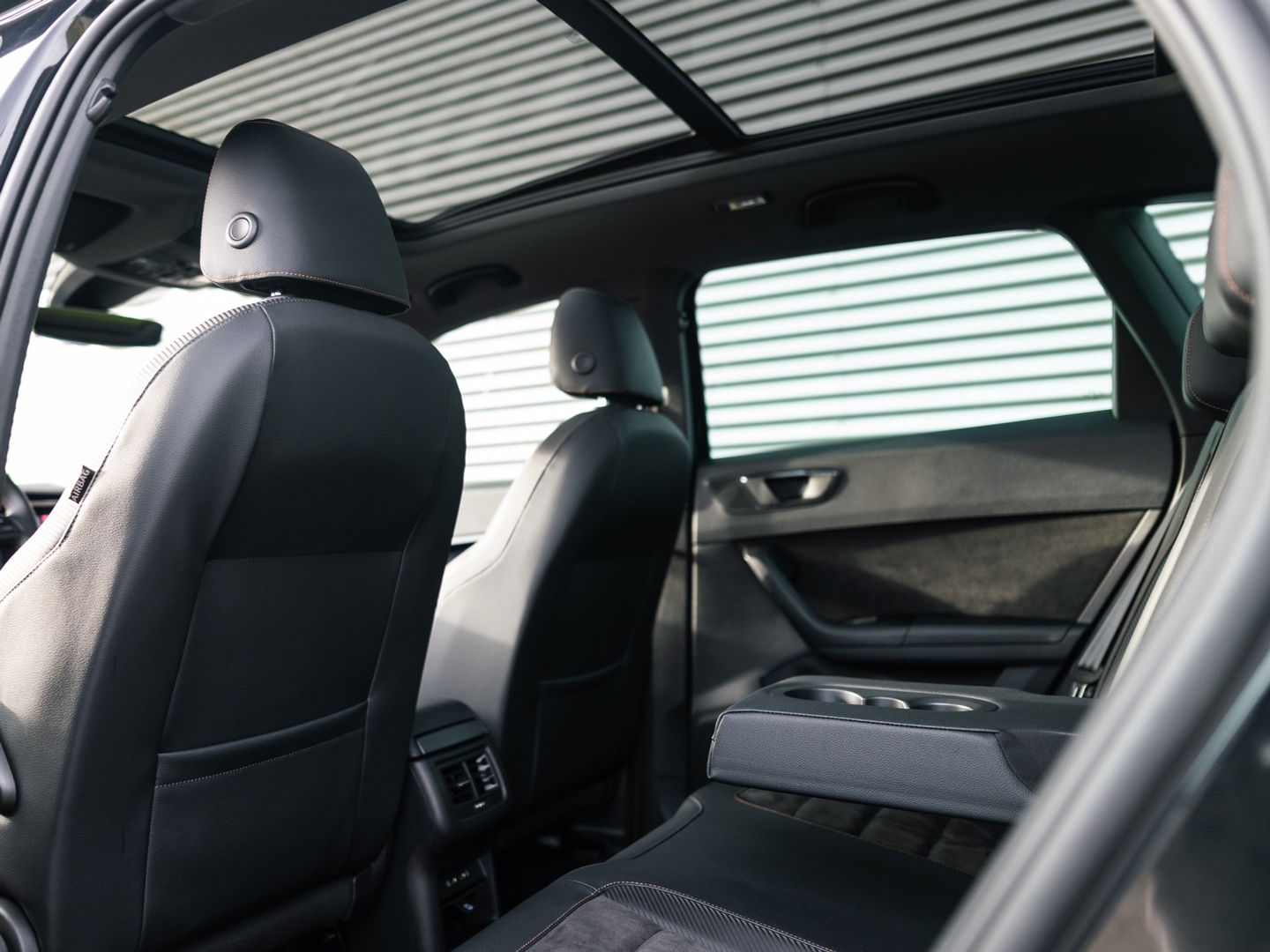 CUPRA Ateca 2.0 TSI 4DRIVE PANO BREMBO BEATS TREKHAAK CAMERA