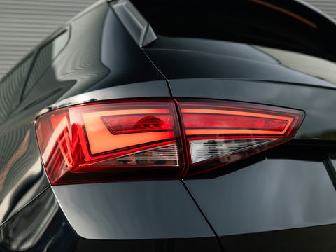 CUPRA Ateca 2.0 TSI 4DRIVE PANO BREMBO BEATS TREKHAAK CAMERA