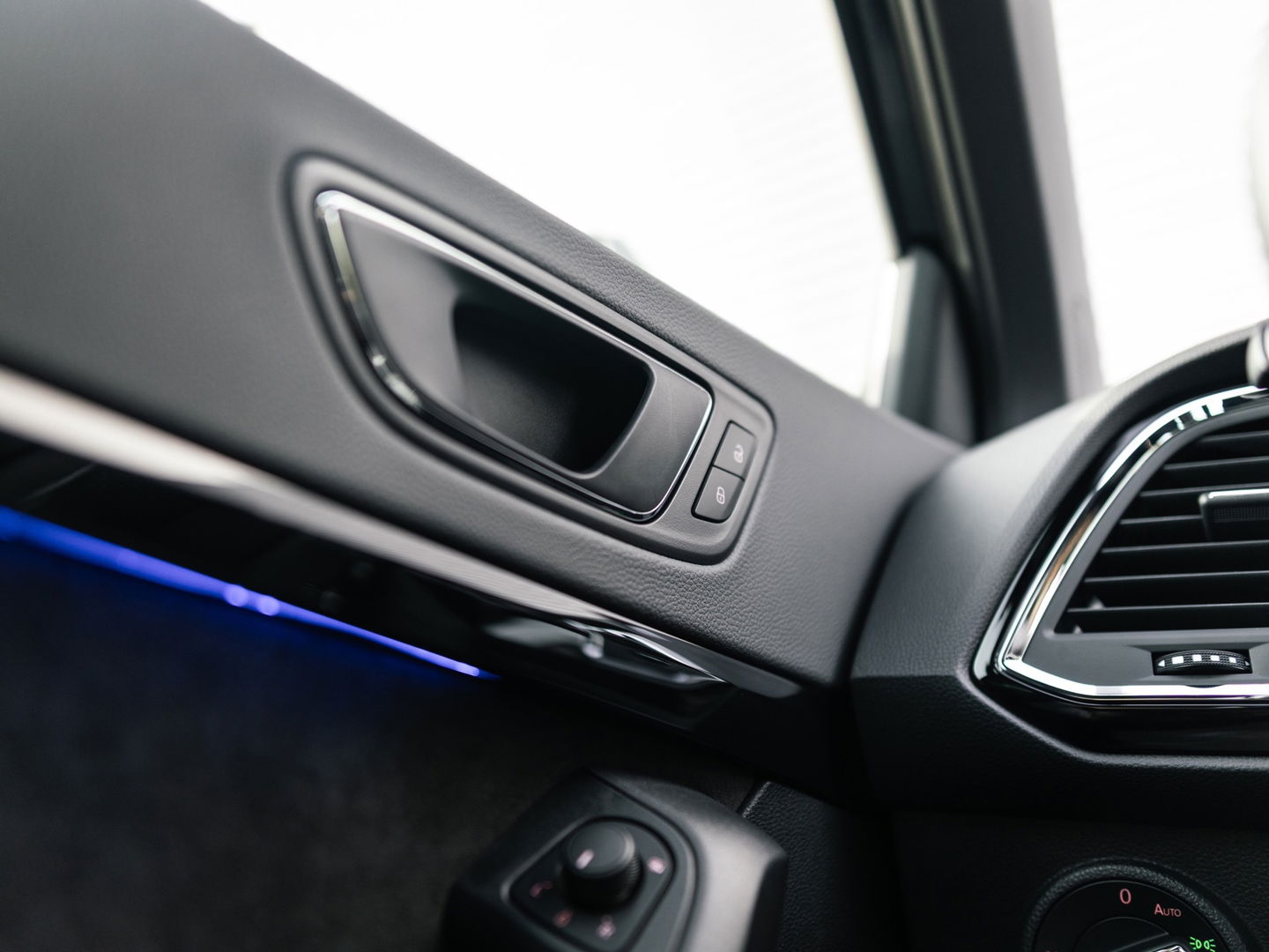 CUPRA Ateca 2.0 TSI 4DRIVE PANO BREMBO BEATS TREKHAAK CAMERA