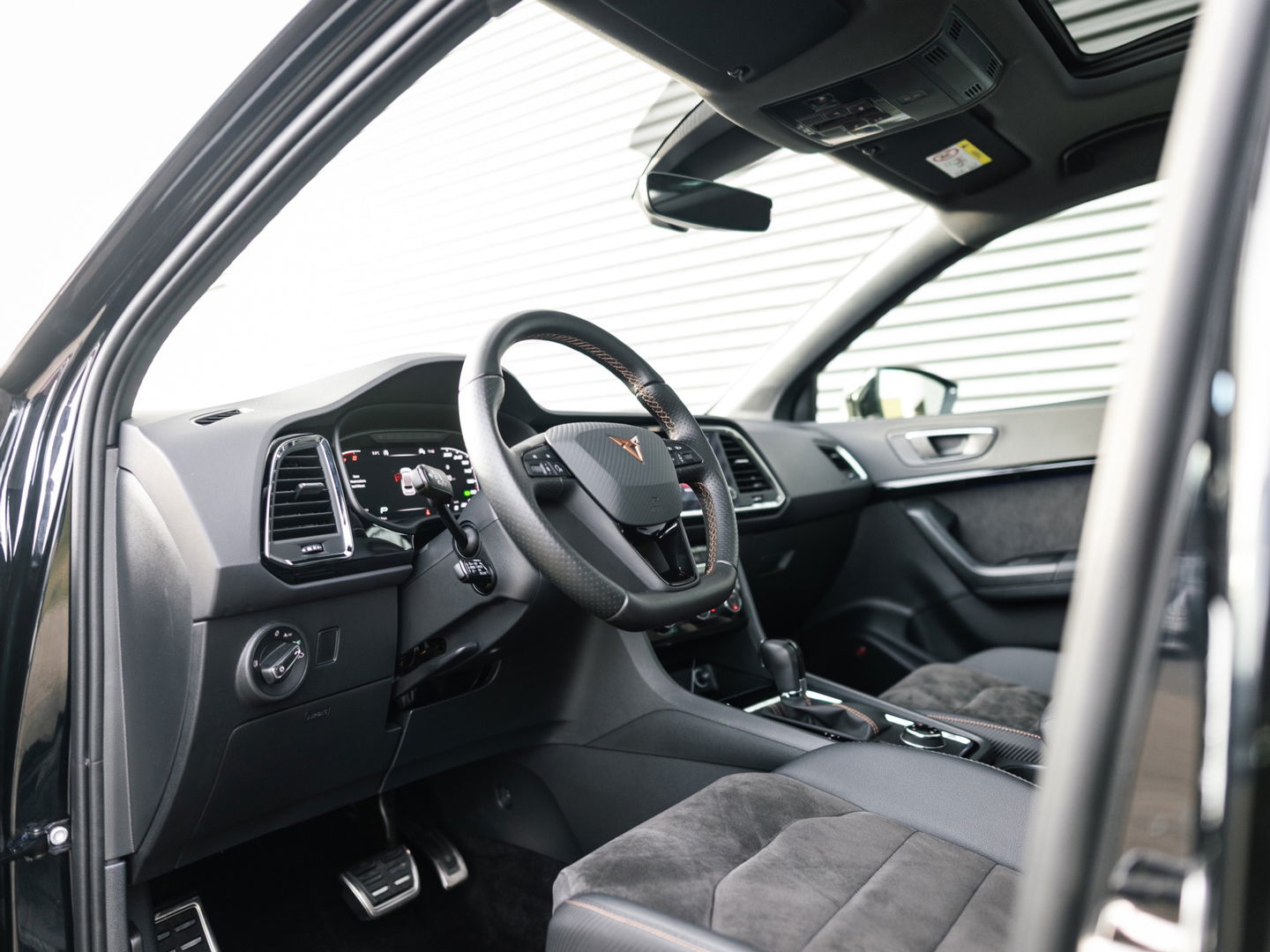 CUPRA Ateca 2.0 TSI 4DRIVE PANO BREMBO BEATS TREKHAAK CAMERA