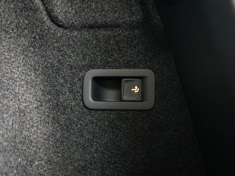 CUPRA Ateca 2.0 TSI 4DRIVE PANO BREMBO BEATS TREKHAAK CAMERA