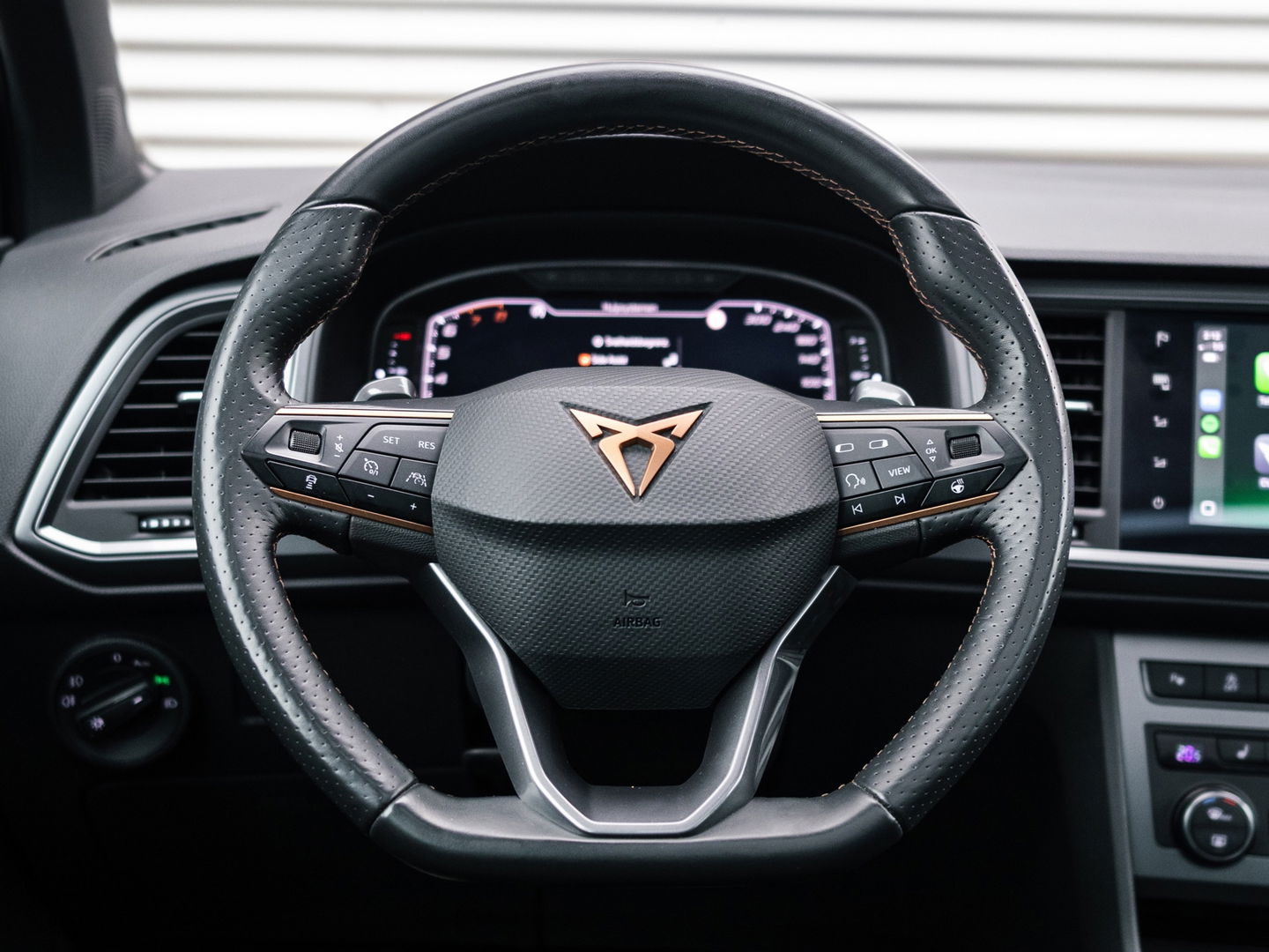 CUPRA Ateca 2.0 TSI 4DRIVE PANO BREMBO BEATS TREKHAAK CAMERA