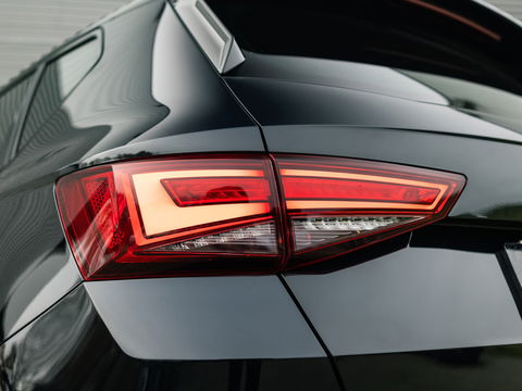 CUPRA Ateca 2.0 TSI 4DRIVE PANO BREMBO BEATS TREKHAAK CAMERA