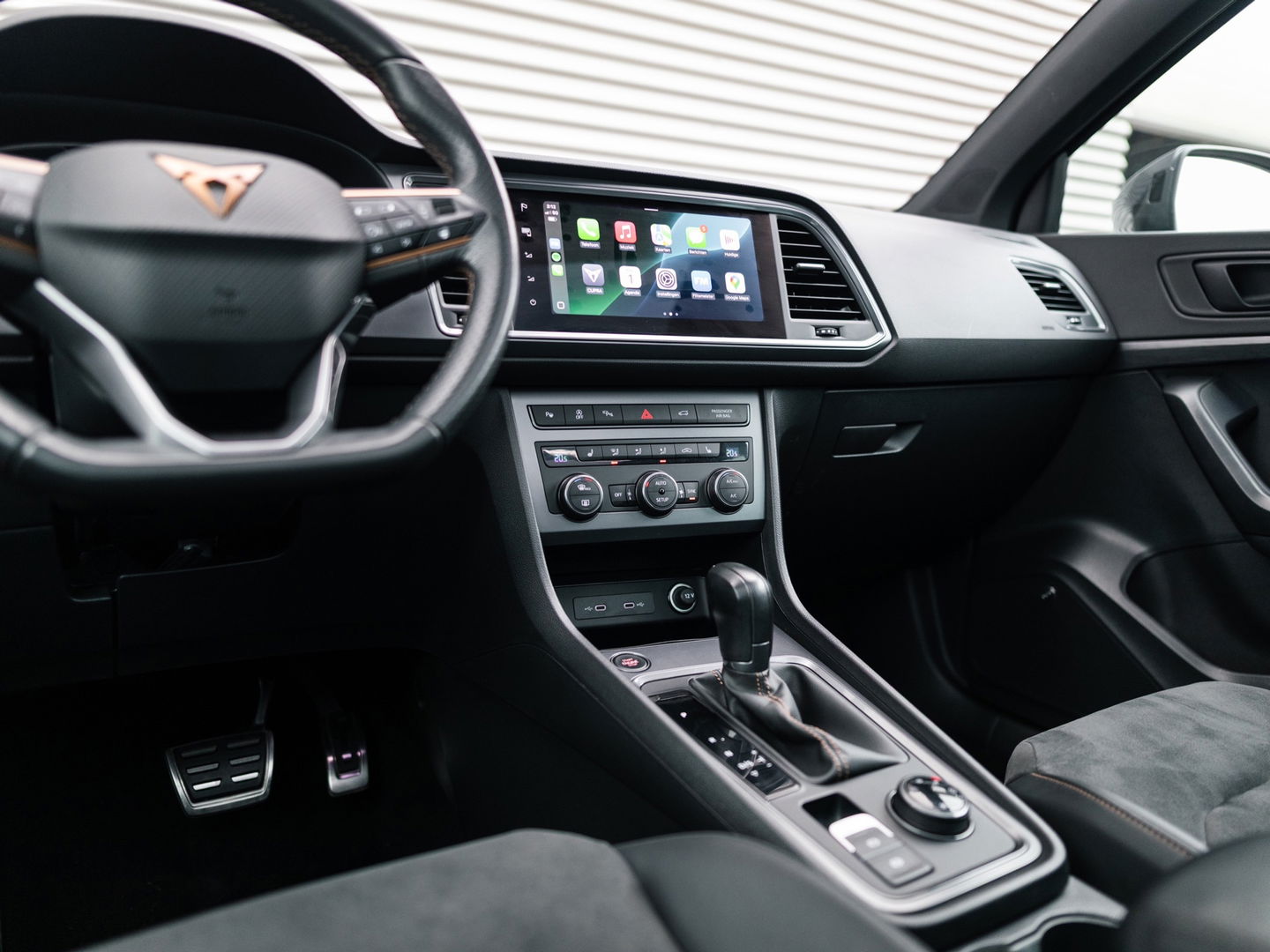 CUPRA Ateca 2.0 TSI 4DRIVE PANO BREMBO BEATS TREKHAAK CAMERA