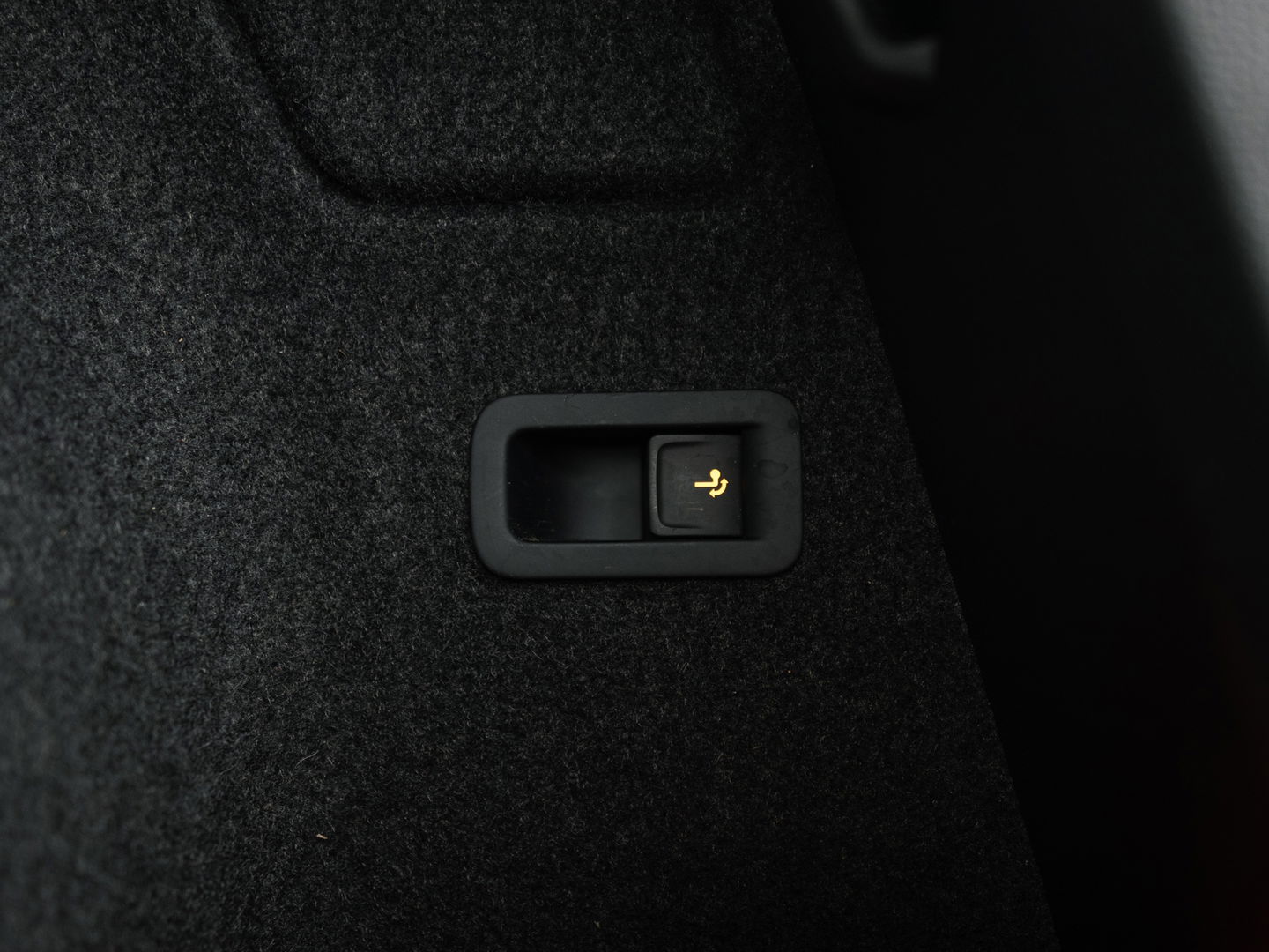 CUPRA Ateca 2.0 TSI 4DRIVE PANO BREMBO BEATS TREKHAAK CAMERA