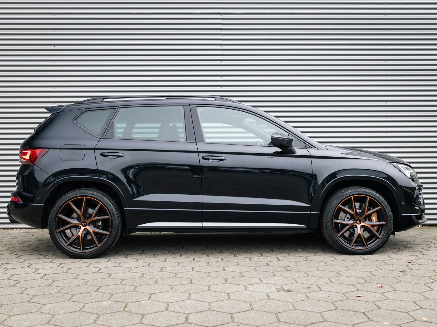 CUPRA Ateca 2.0 TSI 4DRIVE PANO BREMBO BEATS TREKHAAK CAMERA