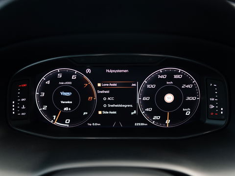 CUPRA Ateca 2.0 TSI 4DRIVE PANO BEATS 360 CAMERA SCHAALSTOELEN