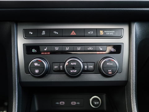 CUPRA Ateca 2.0 TSI 4DRIVE PANO BEATS 360 CAMERA SCHAALSTOELEN