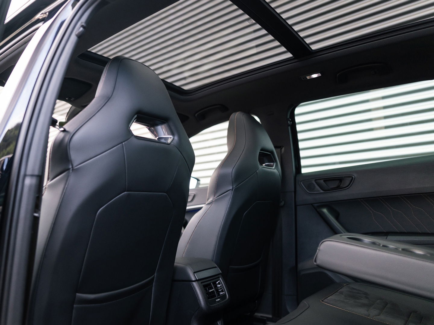 CUPRA Ateca 2.0 TSI 4DRIVE PANO BEATS 360 CAMERA SCHAALSTOELEN