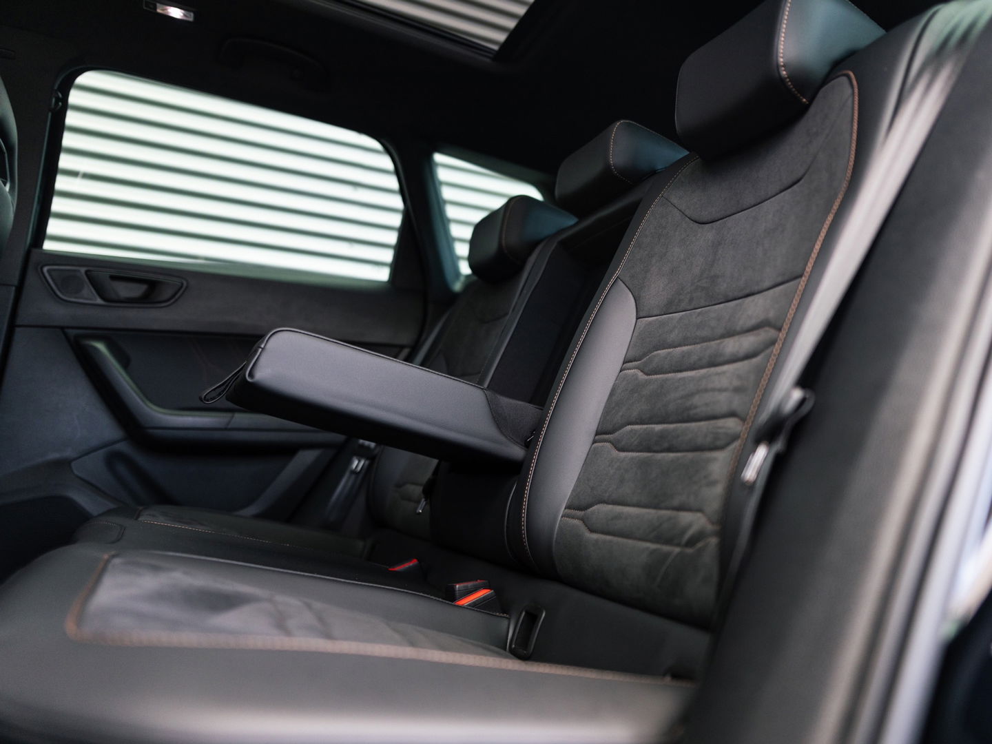 CUPRA Ateca 2.0 TSI 4DRIVE PANO BEATS 360 CAMERA SCHAALSTOELEN