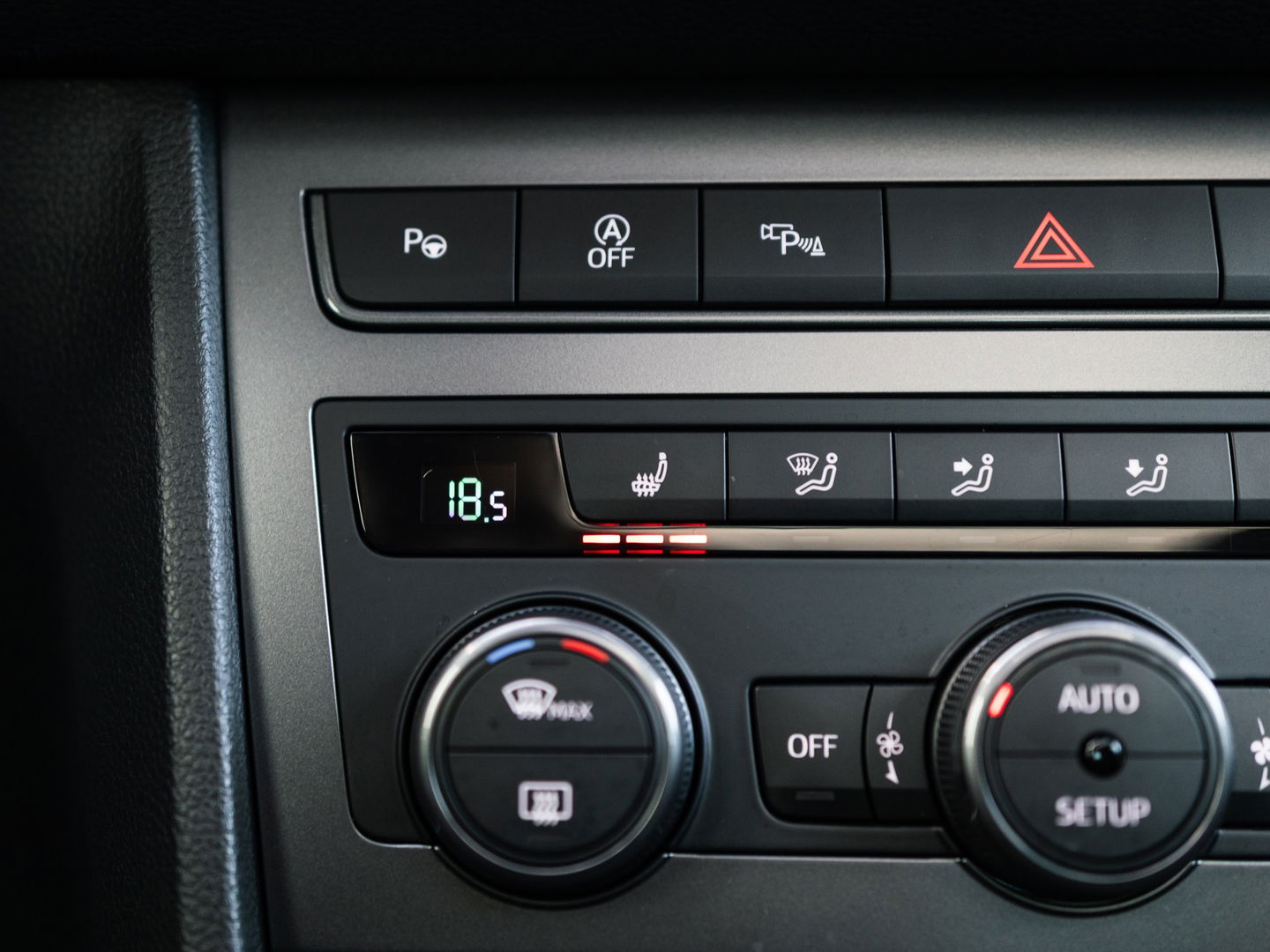 CUPRA Ateca 2.0 TSI 4DRIVE PANO BEATS 360 CAMERA SCHAALSTOELEN