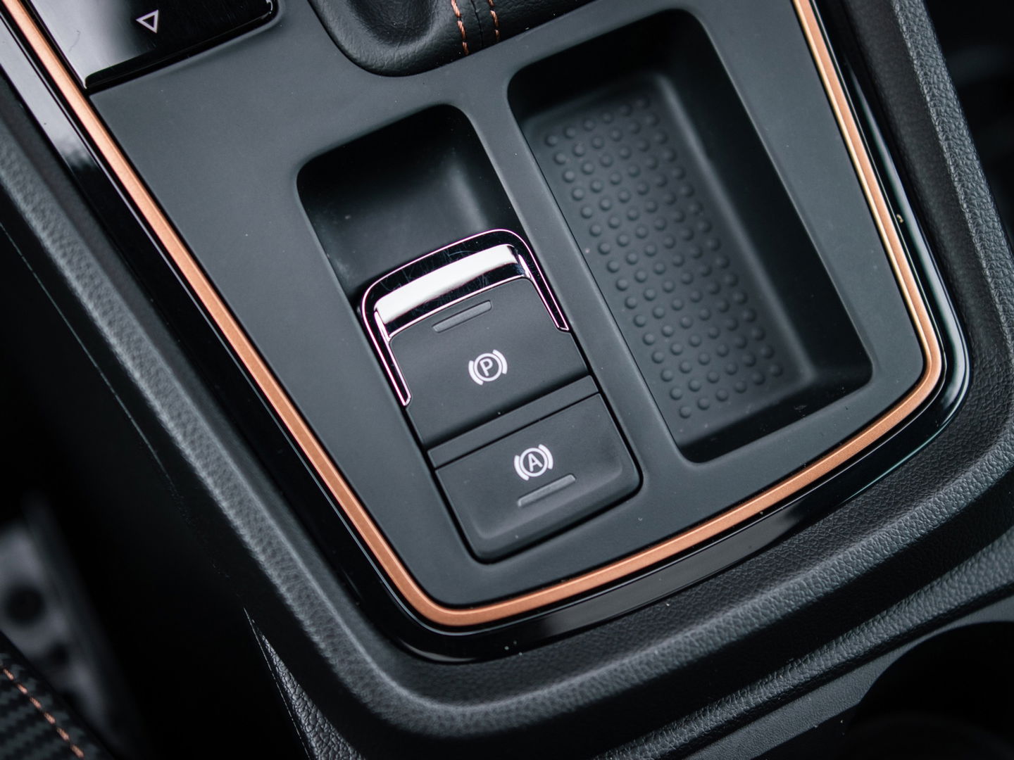 SEAT Leon ST 2.0 TSI CUPRA R 4DRIVE PANO CARBON BREMBO BEATS