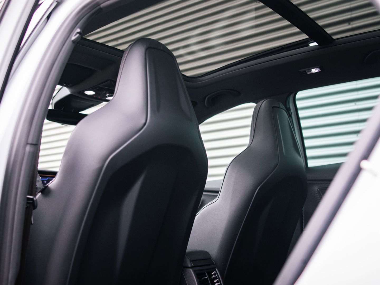 SEAT Leon ST 2.0 TSI CUPRA R 4DRIVE PANO CARBON BREMBO BEATS