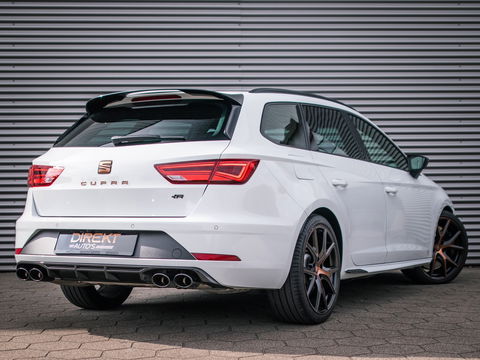 SEAT Leon ST 2.0 TSI CUPRA R 4DRIVE PANO CARBON BREMBO BEATS