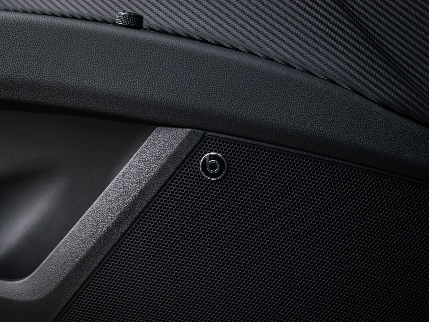 SEAT Leon ST 2.0 TSI CUPRA R 4DRIVE PANO CARBON BREMBO BEATS