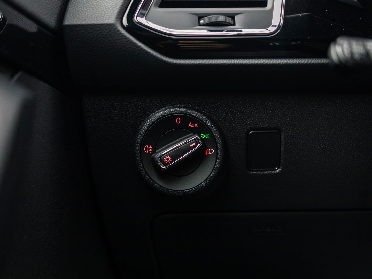 CUPRA Ateca 2.0 TSI 4DRIVE PANO BREMBO BEATS CAMERA TREKHAAK