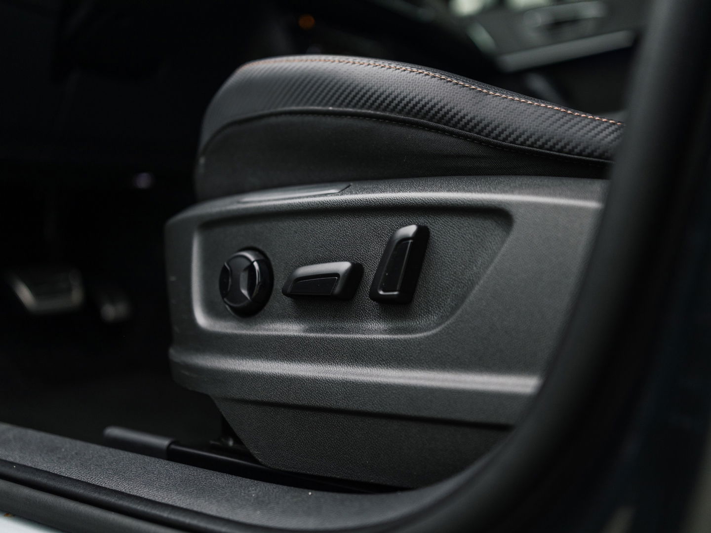 CUPRA Ateca 2.0 TSI 4DRIVE PANO BREMBO BEATS CAMERA TREKHAAK