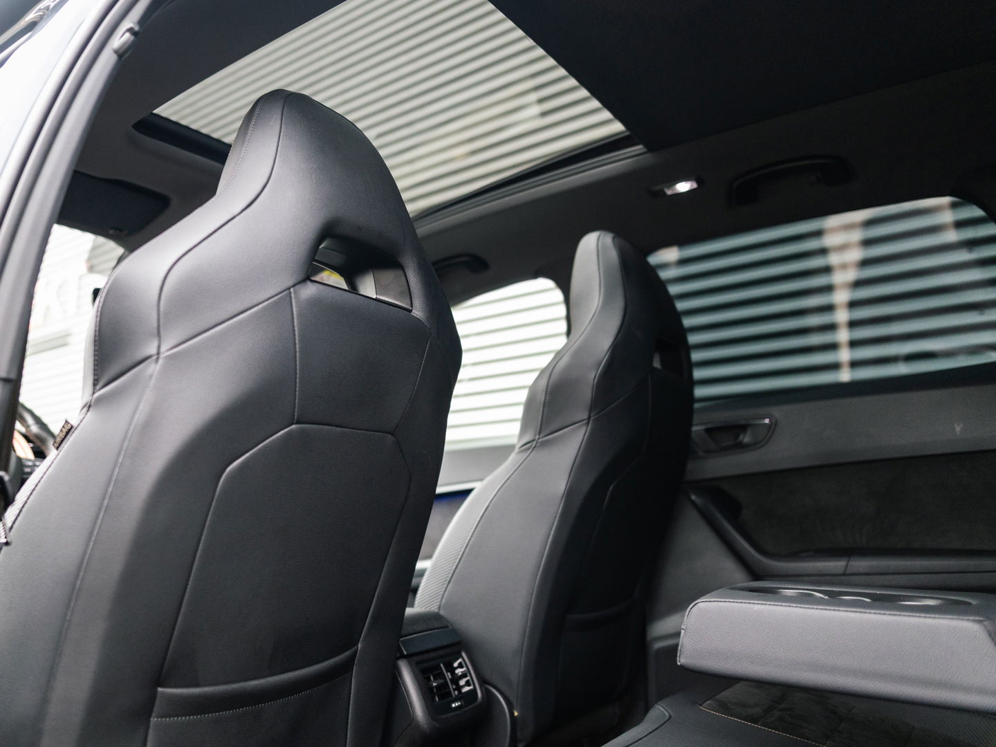 CUPRA Ateca 2.0 TSI 4DRIVE PANO BREMBO BEATS CAMERA TREKHAAK