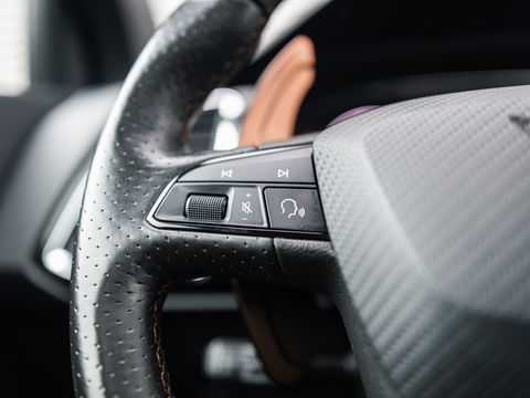 CUPRA Ateca 2.0 TSI 4DRIVE PANO BREMBO BEATS CAMERA TREKHAAK