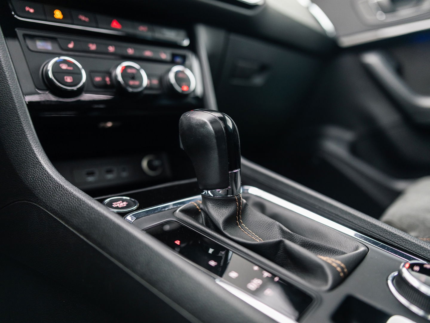 CUPRA Ateca 2.0 TSI 4DRIVE PANO BREMBO BEATS CAMERA TREKHAAK