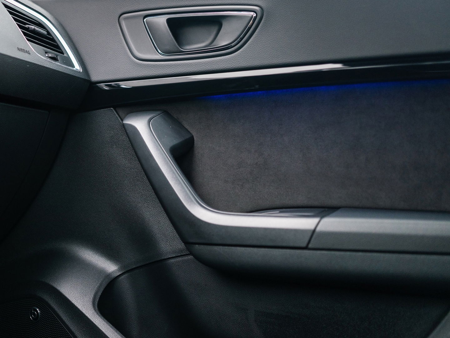 CUPRA Ateca 2.0 TSI 4DRIVE PANO BREMBO BEATS CAMERA TREKHAAK