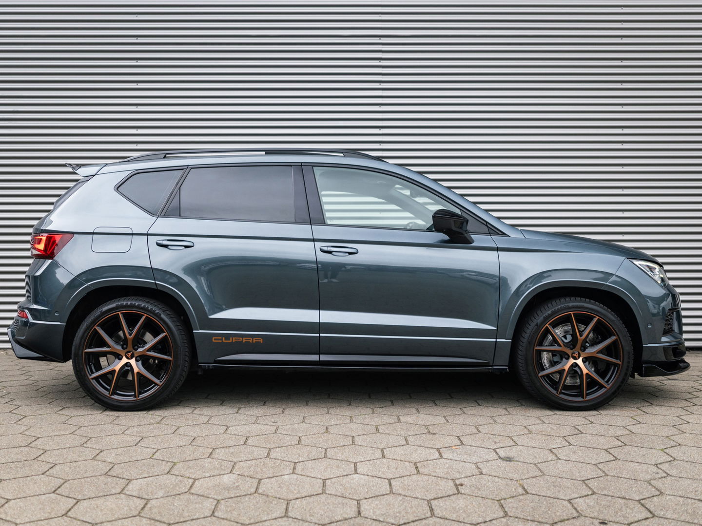 CUPRA Ateca 2.0 TSI 4DRIVE PANO BREMBO BEATS CAMERA TREKHAAK
