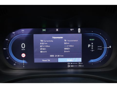 Volvo XC60 2.0 T6 Plug-in hybrid AWD Ultra Black Edition | Trekhaak | Head-up | Pano-dak | 360 camera | H&K Audio | Stoel+ stuurverw. | Sportstoelen |