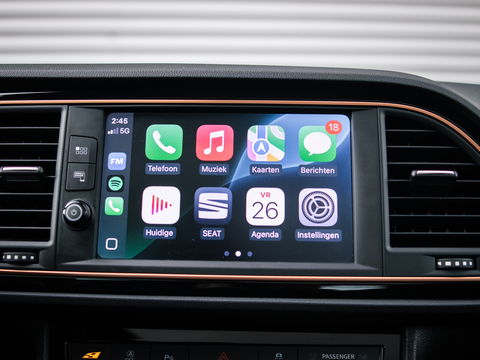 SEAT Leon ST 2.0 TSI CUPRA R 4DRIVE PANO CARBON BREMBO BEATS