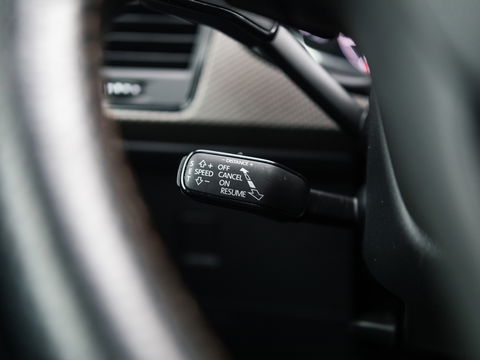 CUPRA Ateca 2.0 TSI 4DRIVE LIMITED AKRA CARBON BREMBO BEATS