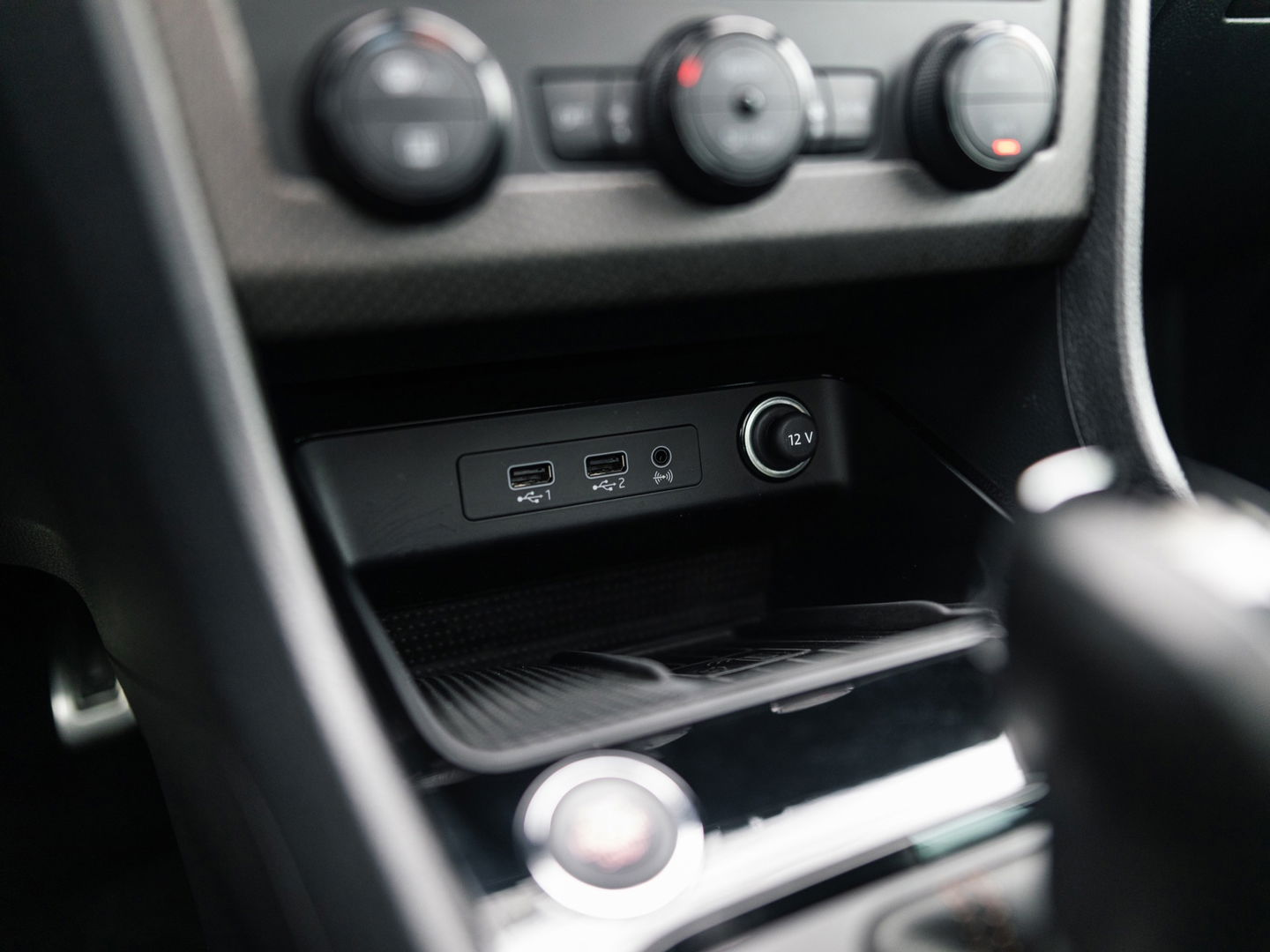 CUPRA Ateca 2.0 TSI 4DRIVE LIMITED AKRA CARBON BREMBO BEATS