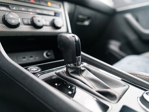 CUPRA Ateca 2.0 TSI 4DRIVE LIMITED AKRA CARBON BREMBO BEATS