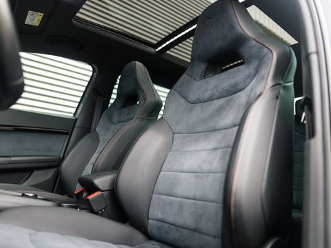 CUPRA Ateca 2.0 TSI 4DRIVE LIMITED AKRA CARBON BREMBO BEATS