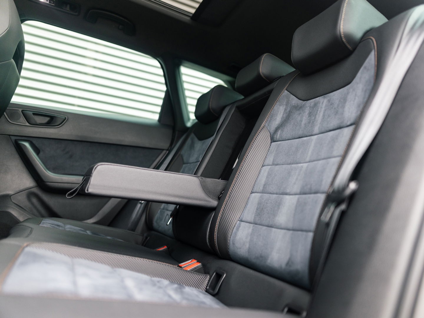 CUPRA Ateca 2.0 TSI 4DRIVE LIMITED AKRA CARBON BREMBO BEATS