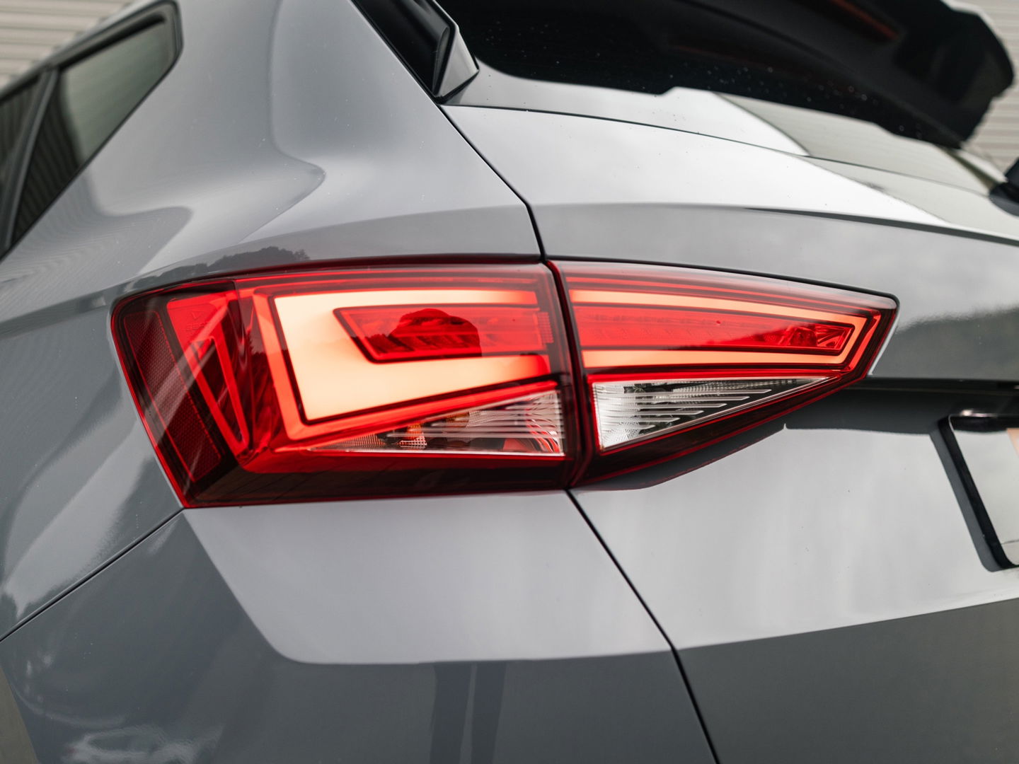 CUPRA Ateca 2.0 TSI 4DRIVE LIMITED AKRA CARBON BREMBO BEATS