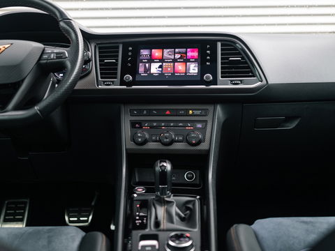 CUPRA Ateca 2.0 TSI 4DRIVE LIMITED AKRA CARBON BREMBO BEATS