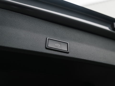 CUPRA Ateca 2.0 TSI 4DRIVE LIMITED AKRA CARBON BREMBO BEATS