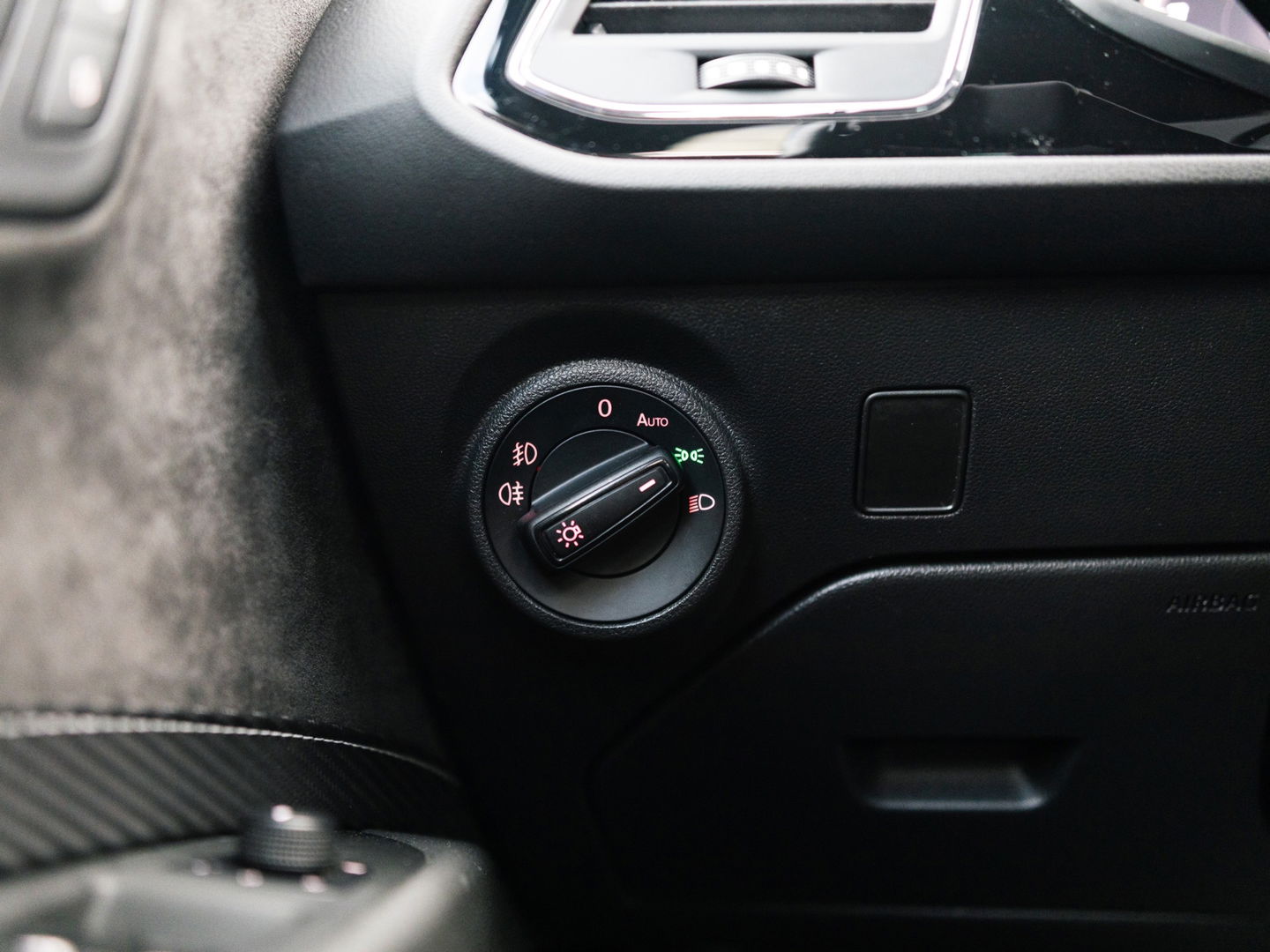 SEAT Leon ST 2.0 TSI CUPRA 300 4DRIVE PANO BEATS VIRTUAL DCC