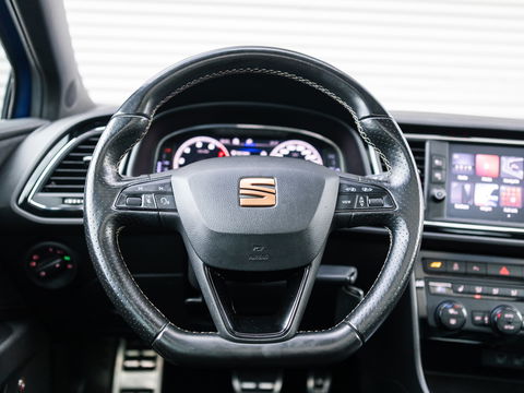 SEAT Leon ST 2.0 TSI CUPRA 300 4DRIVE PANO BEATS VIRTUAL DCC