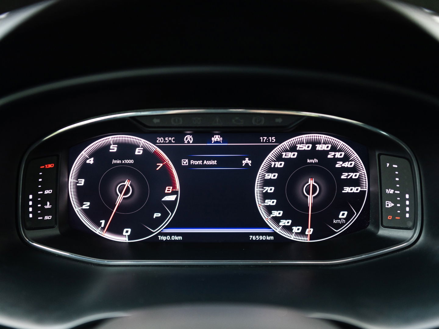 SEAT Leon ST 2.0 TSI CUPRA 300 4DRIVE PANO BEATS VIRTUAL DCC