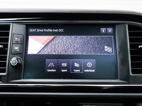 SEAT Leon ST 2.0 TSI CUPRA 300 4DRIVE PANO BEATS VIRTUAL DCC